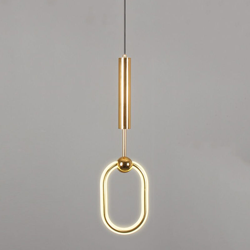 Luminaires suspendus linéaires en métal