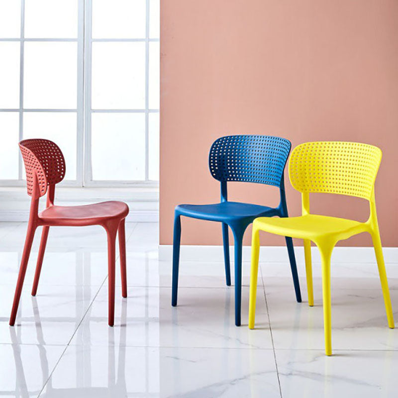 Silla lateral casera de plástico apilable Silla de comedor con respaldo abierto contemporáneo