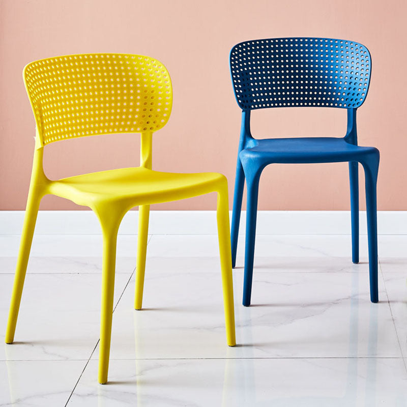 Silla lateral casera de plástico apilable Silla de comedor con respaldo abierto contemporáneo