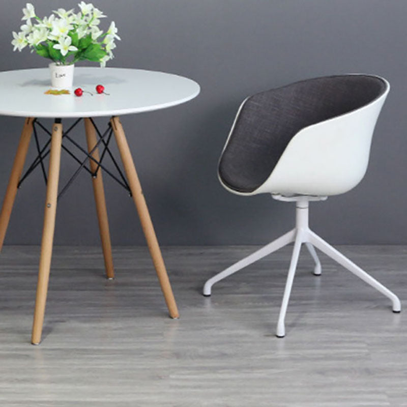 Silla de comedor de plástico giratoria con respaldo sólido moderno