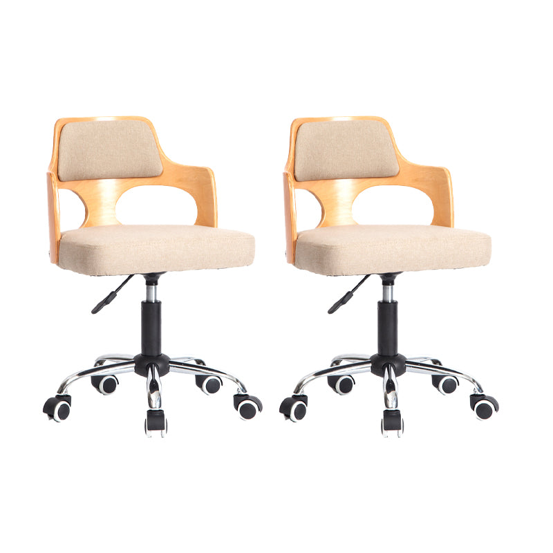 Taburete giratorio moderno y elevable, taburete de bar de acero para salón de belleza con cojín