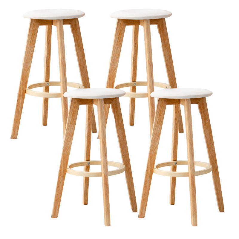 Moderner armloser rückenloser Thekeschatzholzholz -Barhocker mit Kissen und Pedal