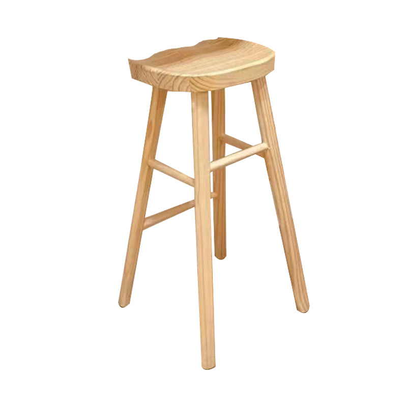 Zeitgenössischer Barhocker aus massivem Holz für den Innenbereich mit Sitz und Fußstütze aus Holz