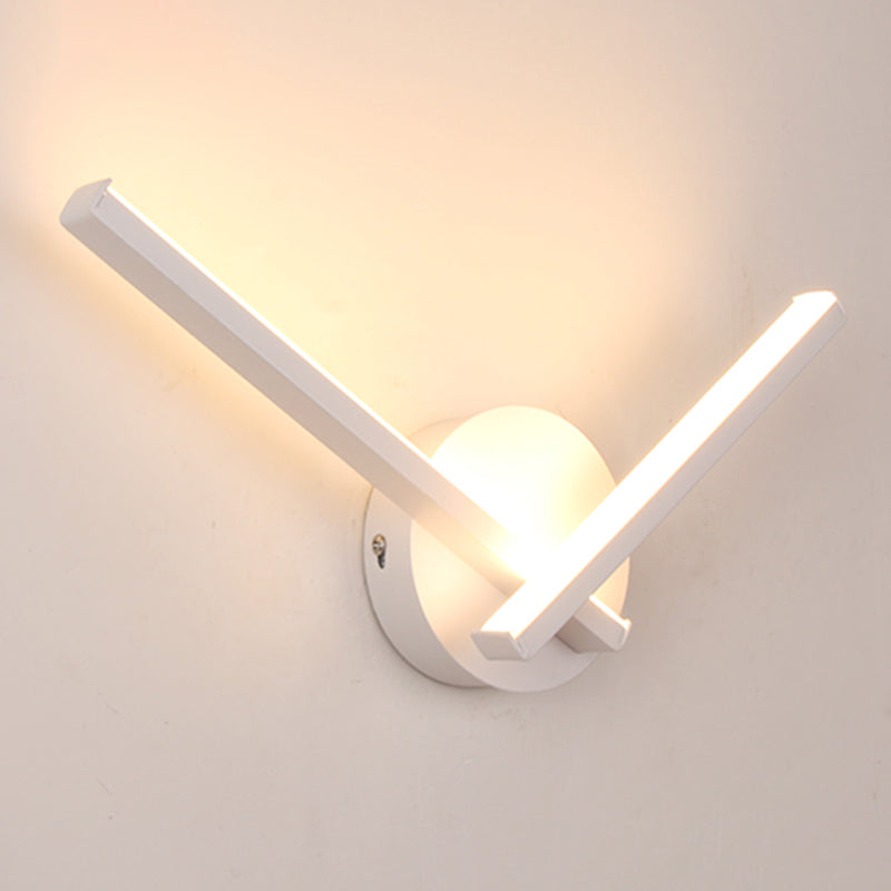 Linear Shape Metal Wall Sconce Modern Style 2-Lights Wall Mounted Light