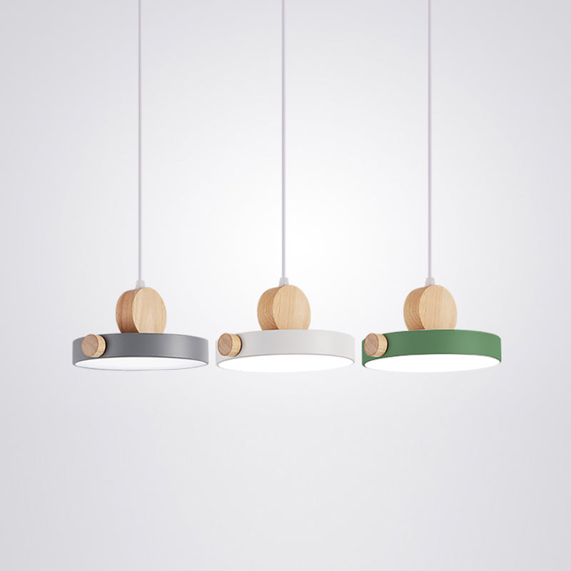 Forme de gâteau ronde Éclairage suspendu moderne Macaron Style Metal 1 Pendant léger