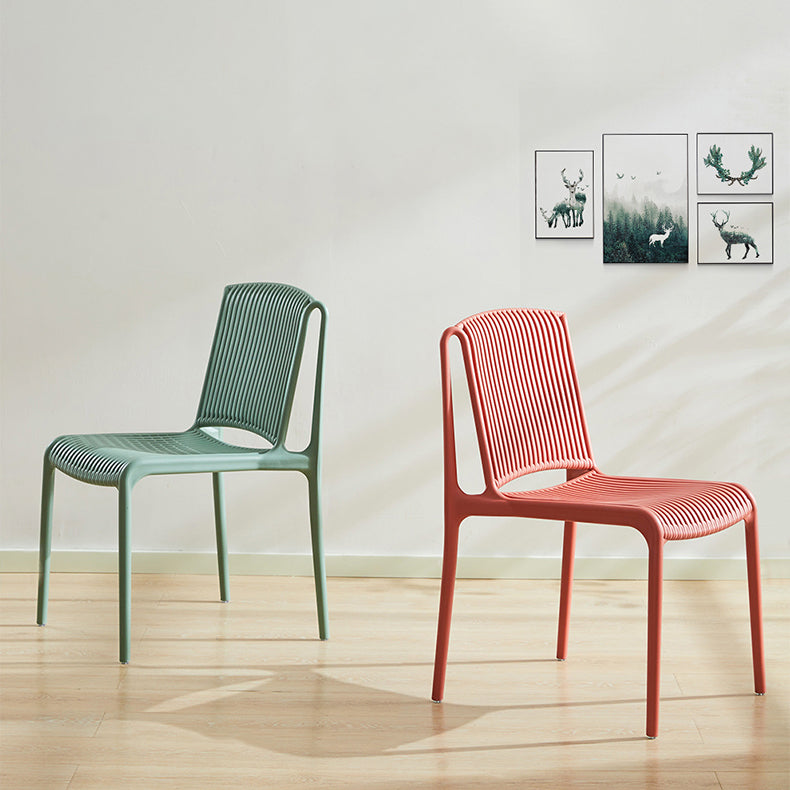 Chaise d'appoint en plastique pour cuisine scandinave, salle à manger, dossier à lattes