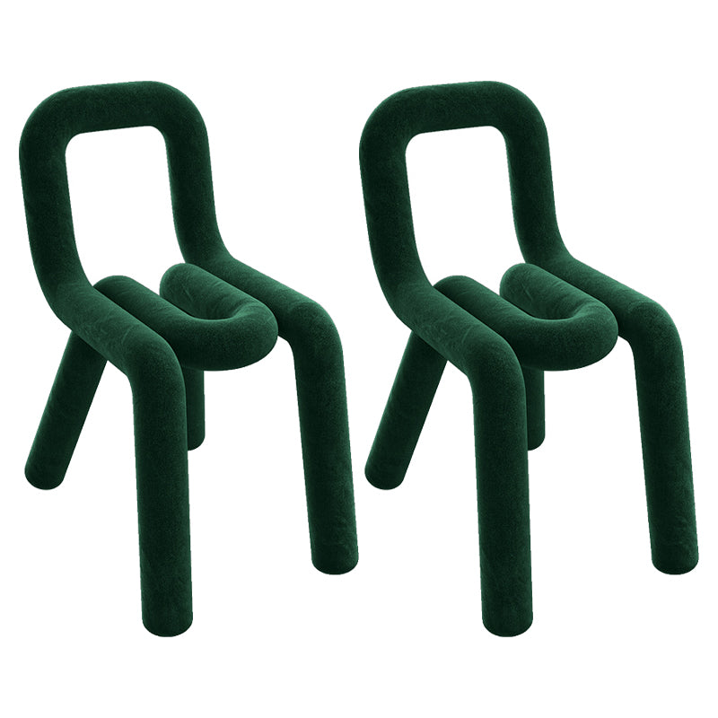 Silla lateral de terciopelo estilo diseñador para el hogar, silla de comedor abierta con acabado mate
