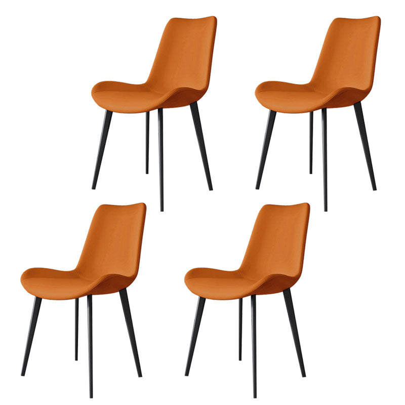 Silla auxiliar de comedor moderna, silla sin brazos Parsons curvada de cuero con acabado mate