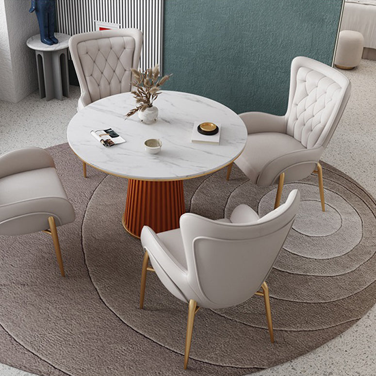 El comedor del metal de Glam preside el sillón tapizado para el uso del restaurante