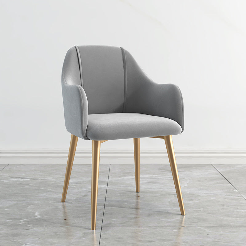 Sillas de comedor de terciopelo Glam, silla lateral de comedor de metal con brazo para uso en restaurantes