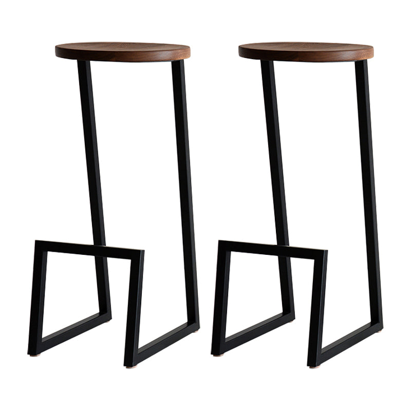Modern Style Iron Bar Stool with Footrest Bristol Creative Bar Stool (set of 2)