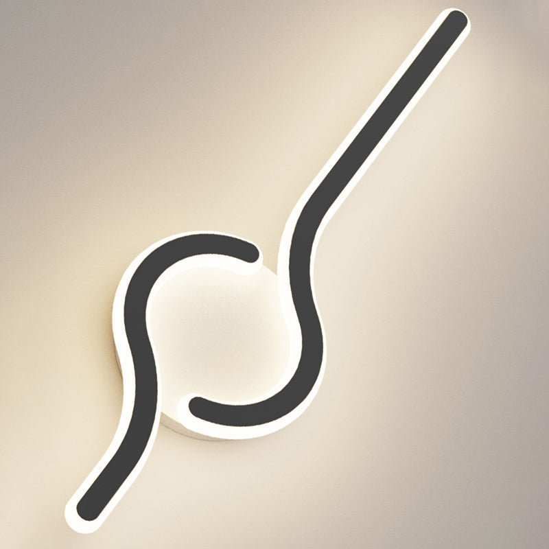 Linear Shape Metal Wall Sconce Modern Single Light Wall Mount Lighting