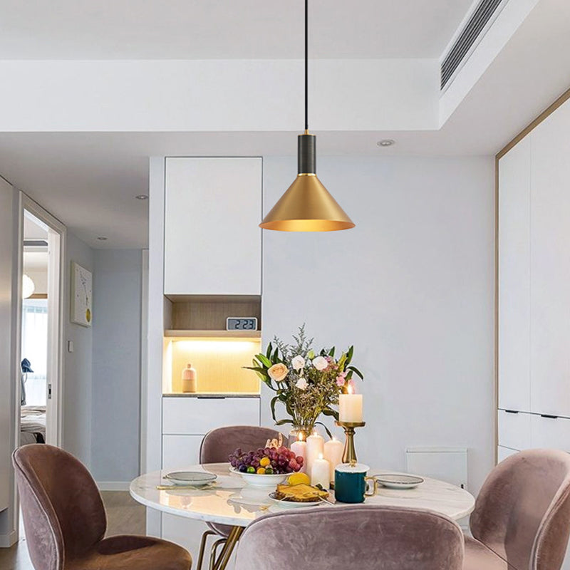 1 léger pendentif suspension de style postmoderne éclairage suspendu en métal pour le salon