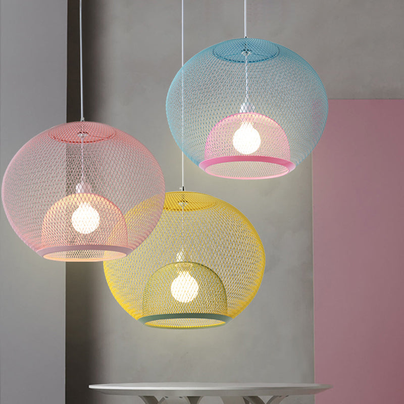 Éclairage à mailles de fil de fer Light Macaron Style 1 Hier Globe Suspension Lumière