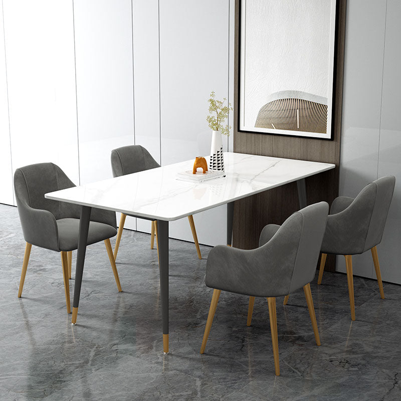 El comedor del metal del estilo nórdico preside la butaca lateral tapizada para el uso del restaurante