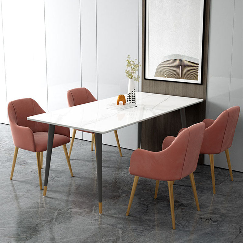 El comedor del metal del estilo nórdico preside la butaca lateral tapizada para el uso del restaurante