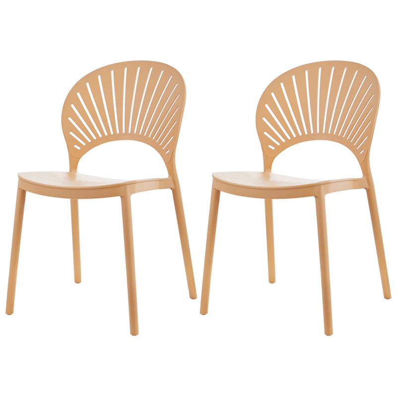 Silla plástica escandinava del respaldo abierto de la silla lateral del comedor de la cocina