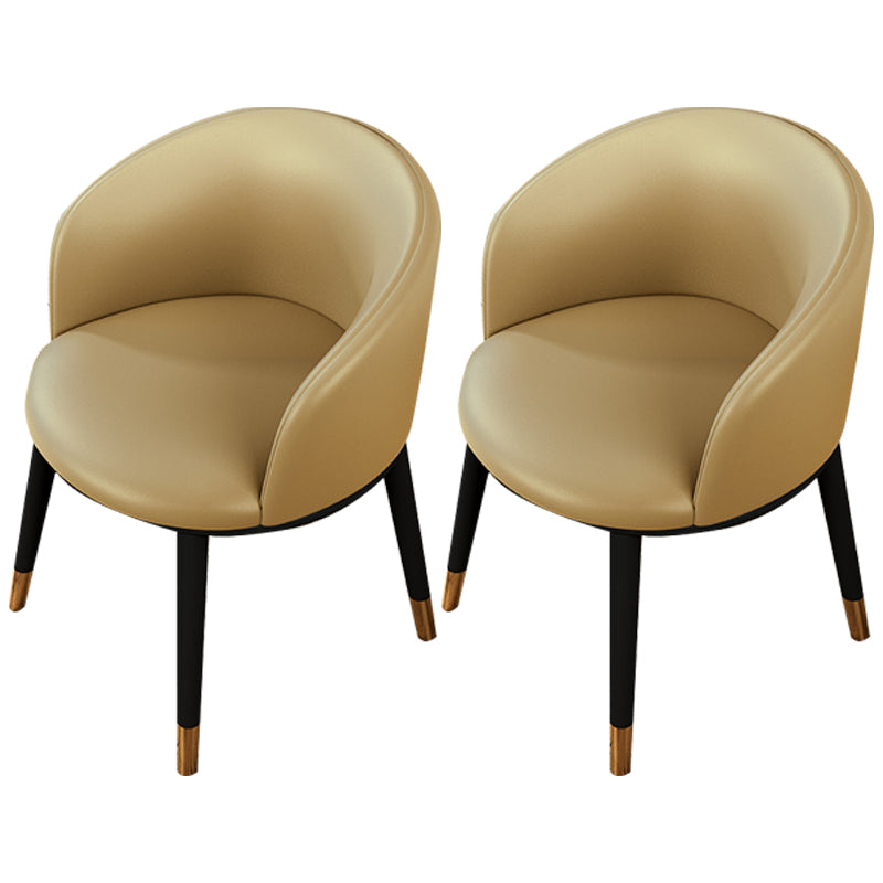 Silla de comedor tapizada moderna con respaldo sólido y acabado mate