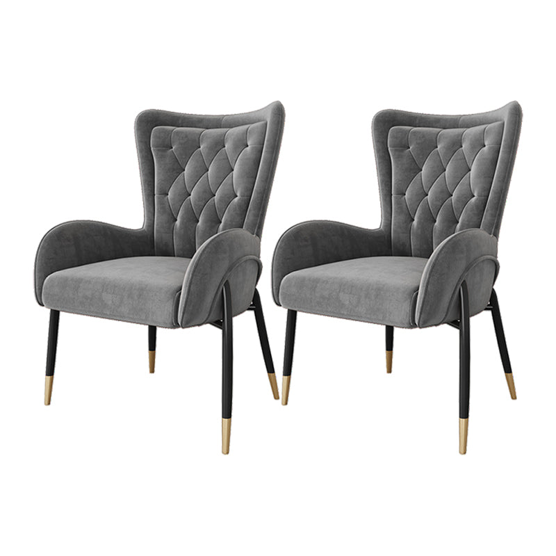 El comedor del metal de Glam preside la silla tapizada del brazo lateral para el uso en el hogar