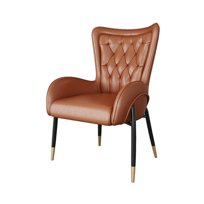 El comedor del metal de Glam preside la silla tapizada del brazo lateral para el uso en el hogar
