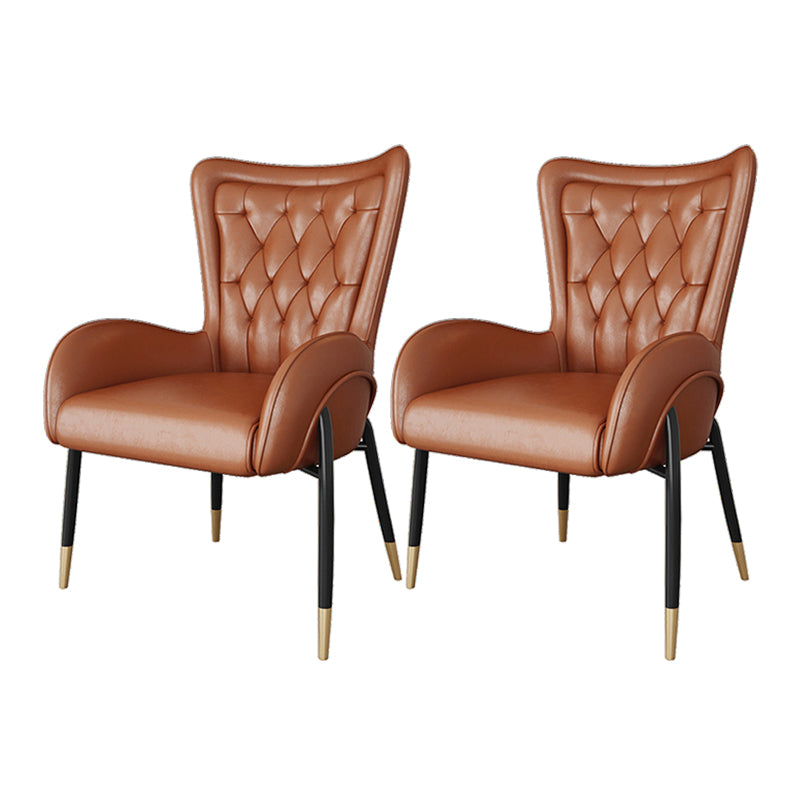 El comedor del metal de Glam preside la silla tapizada del brazo lateral para el uso en el hogar