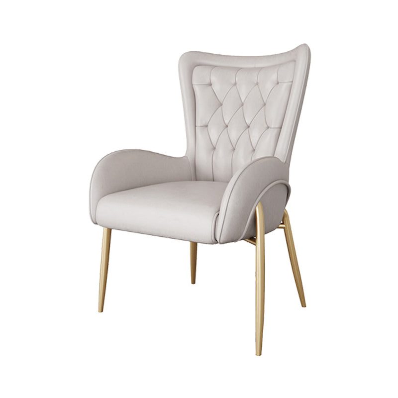El comedor del metal de Glam preside la silla tapizada del brazo lateral para el uso en el hogar