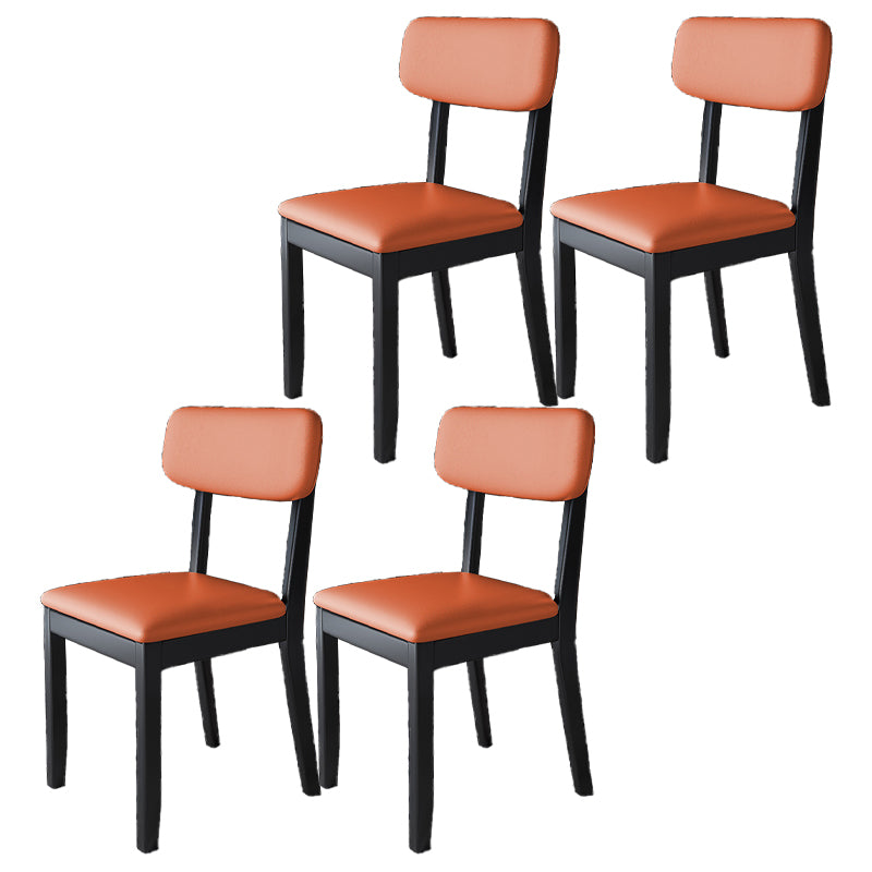 Silla auxiliar de comedor moderna, silla con respaldo abierto curvado de madera maciza y cuero con acabado mate