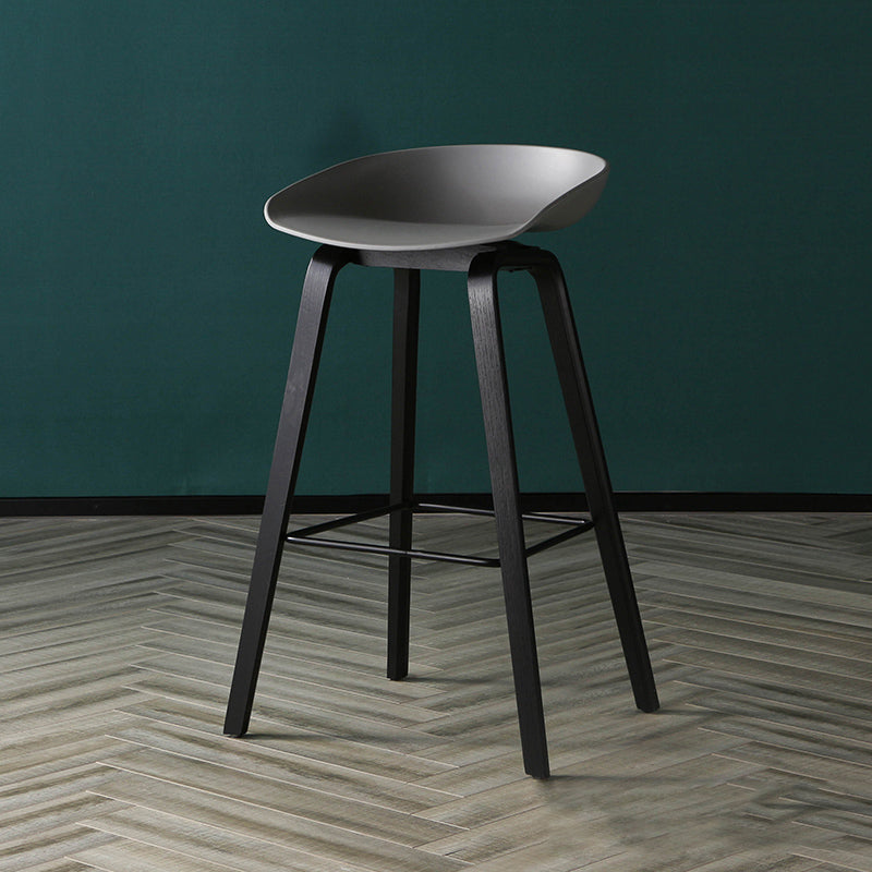 Taburetes contadores simples contemporáneos taburete de bar de madera interior con patas de 30 pulgadas con asiento de plástico