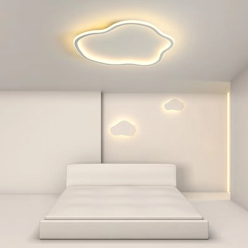 Cloud-Shape Ceiling Light Fixture Nordic Metal LED Flush Mount Ceiling Light for Bedroom