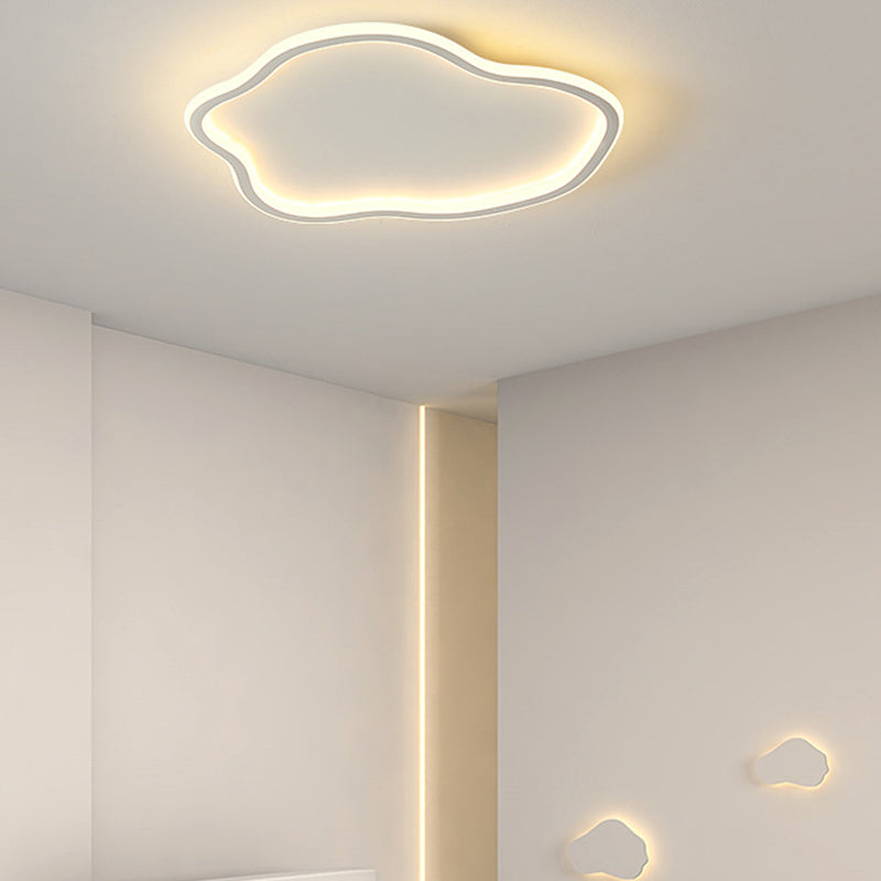 Cloud-Shape Ceiling Light Fixture Nordic Metal LED Flush Mount Ceiling Light for Bedroom