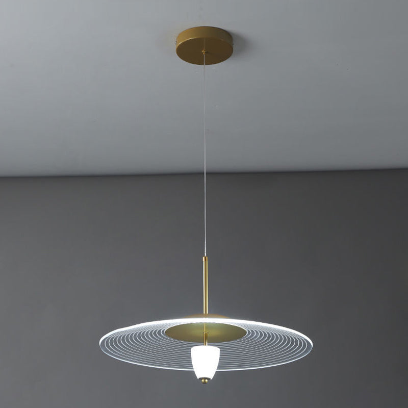 Soucoun volant à LED suspension de lampe suspendue minimaliste avec une teinte acrylique pour la salle à manger