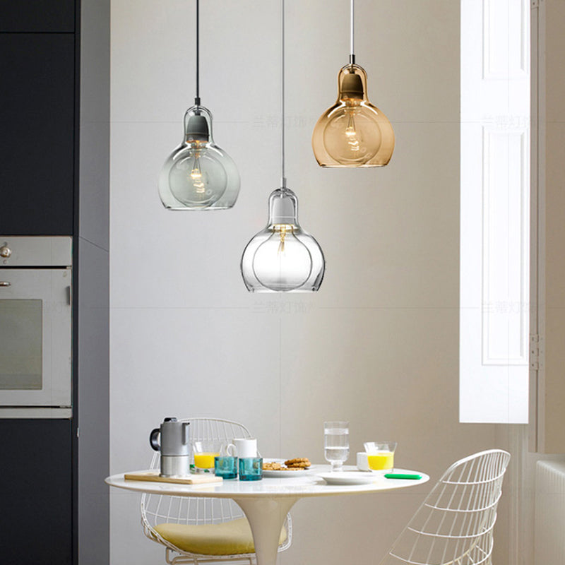 Pendre simple Light Modern Style Hanging Lightture avec une teinte en verre pour le salon