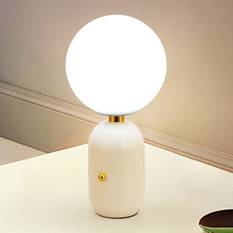 Round Glass Shade Table Light Simplicity Style Night Table Lamp for Bedroom