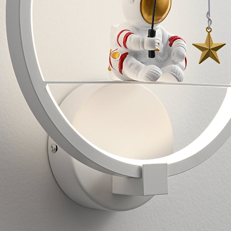 Modern Style Wall Light Creative Astronaut LED Wall Sconce Light for Bedroom