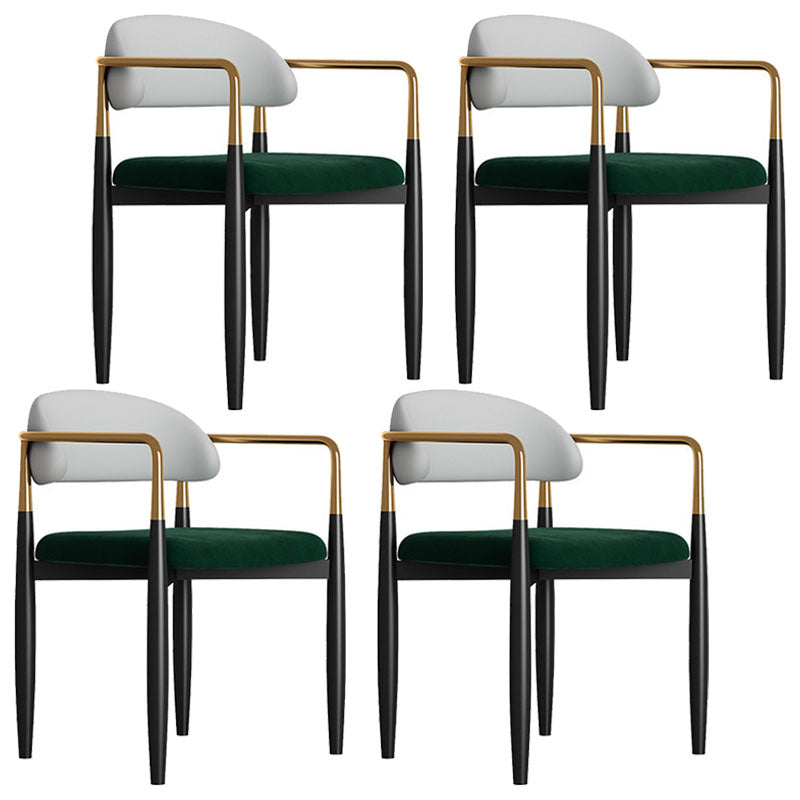 Silla de comedor tapizada casera moderna con respaldo abierto y acabado mate