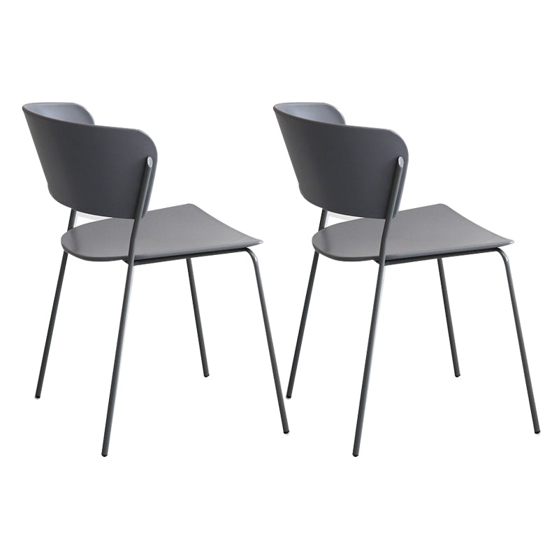 Silla lateral escandinava de plástico para interiores y exteriores, silla con respaldo abierto