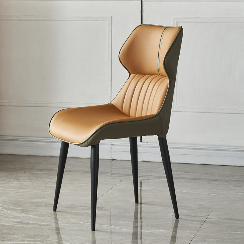 Sillas de comedor contemporáneas Sillón Parsons curvo de cuero para Brasserie
