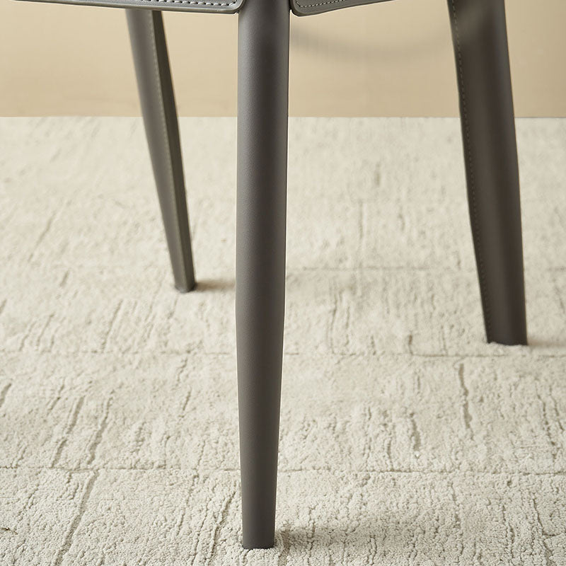 Silla de cuero moderna del comedor Silla sin brazos del metal para el uso del restaurante