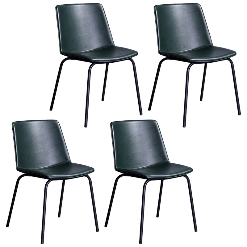Silla de comedor con acabado mate de cuero de silla lateral con respaldo sólido de hotel contemporáneo