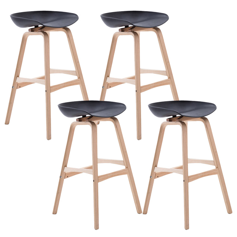 Scandinavia Style Bar-stool Wooden Legs PP Seat for Restaurant Bar