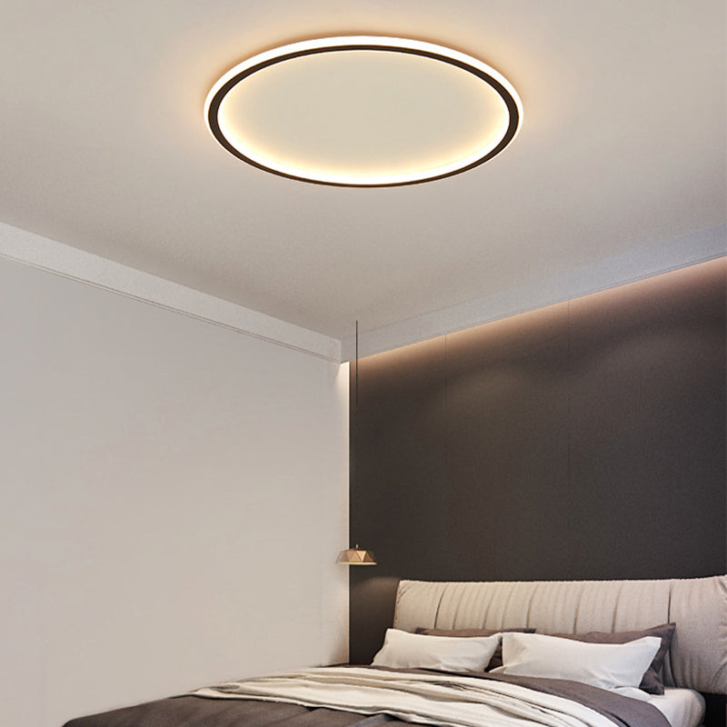 Circle Metal Ceiling Light Fixture Minimalist Style LED Flush Mount Ceiling Light