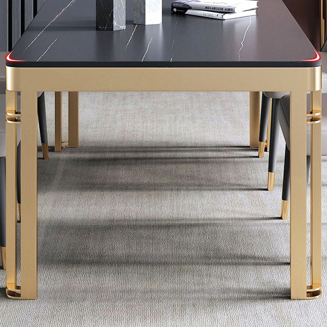 Traditionele luxe eettafel rechthoek gesinterde steen 4 poten tafel met gouden frame