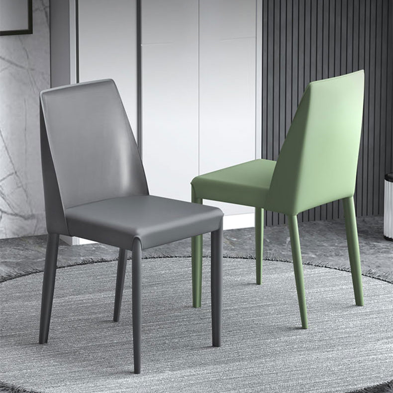 Silla de comedor con acabado mate de cuero, silla lateral con respaldo sólido para el hogar, estilo diseñador