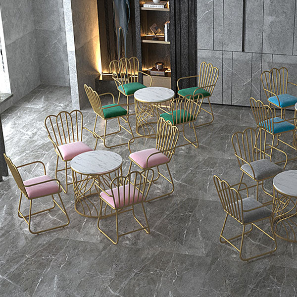 Silla de comedor de terciopelo Glam, sillón lateral de comedor de metal para uso en restaurantes