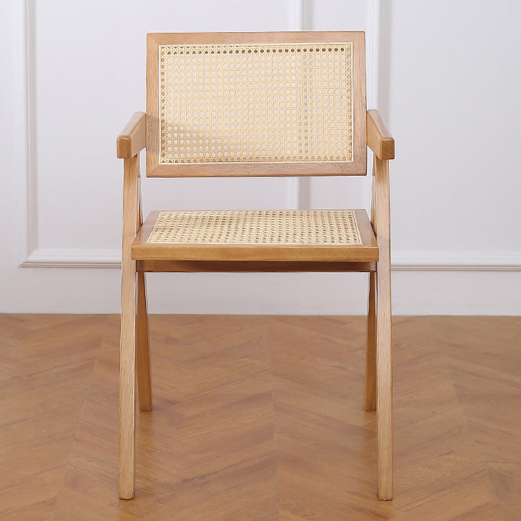 Silla de comedor contemporánea con respaldo abierto de madera maciza con acabado mate
