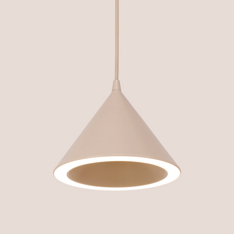 1 cône lumineux suspension pendante moderne de style macaron metal éclairage suspendu pour le restaurant