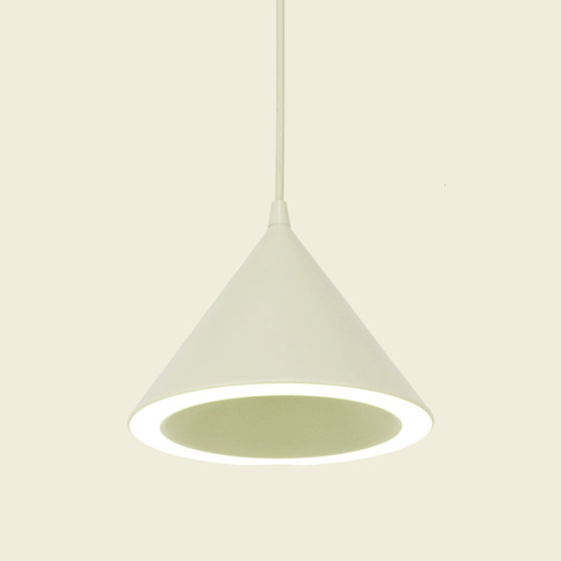1 cône lumineux suspension pendante moderne de style macaron metal éclairage suspendu pour le restaurant