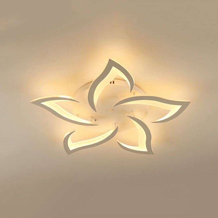 Flower Metal Ceiling Mounted Lamp Fixture Nordic LED White Ceiling Light Fixture