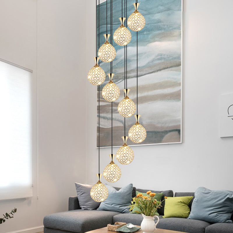 Escaliers multi-légers en spirale Pendant la lampe à goutte élégante minimaliste avec nuance de cristal à billes