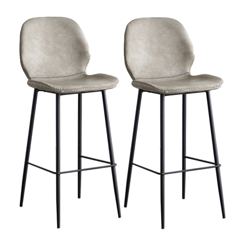 Taburete de barra de hierro de estilo moderno con taburete de bar de espalda baja del reposapiés